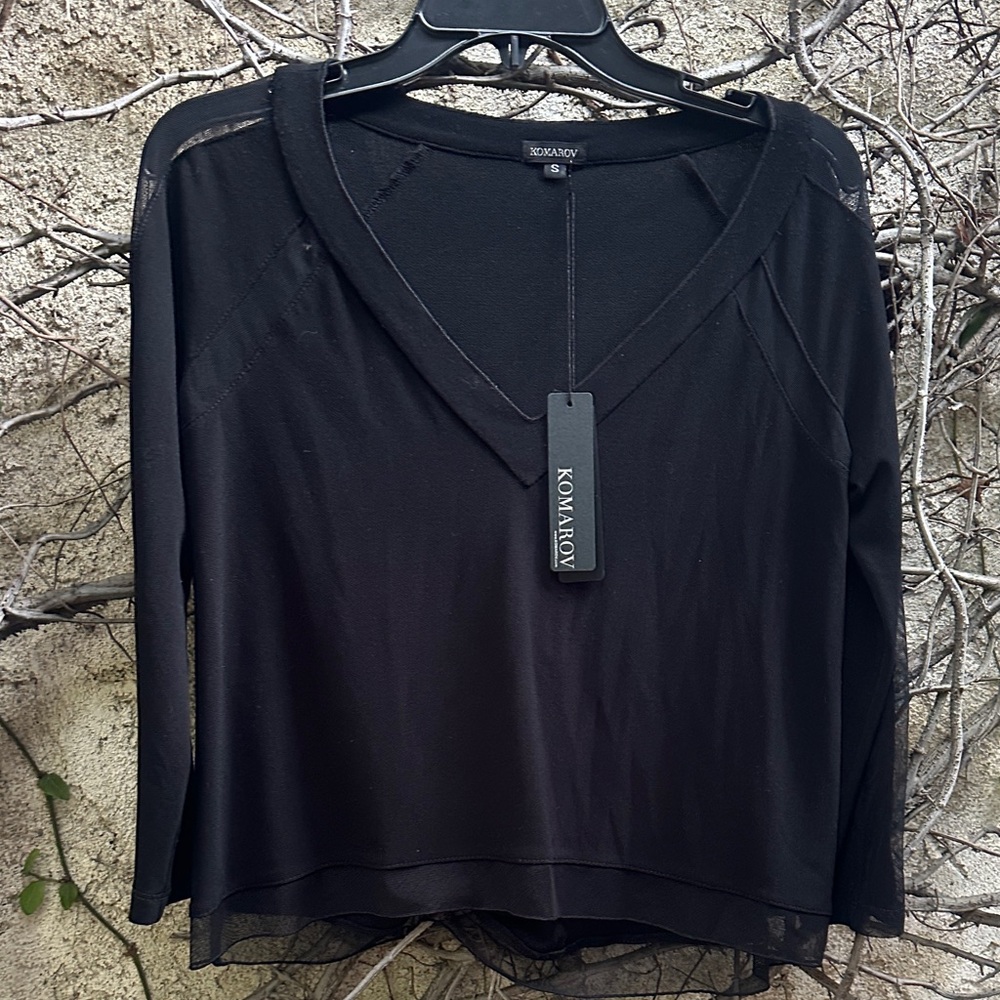 KOMAROV Top